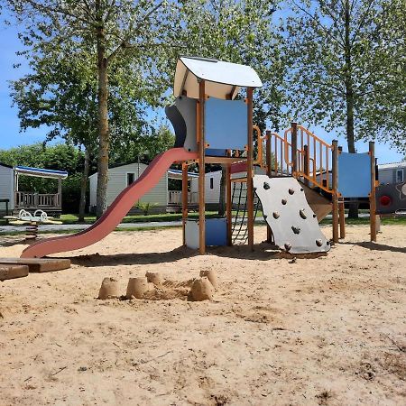 Camping Le Robinson Hotel Colleville-sur-Mer Exterior photo