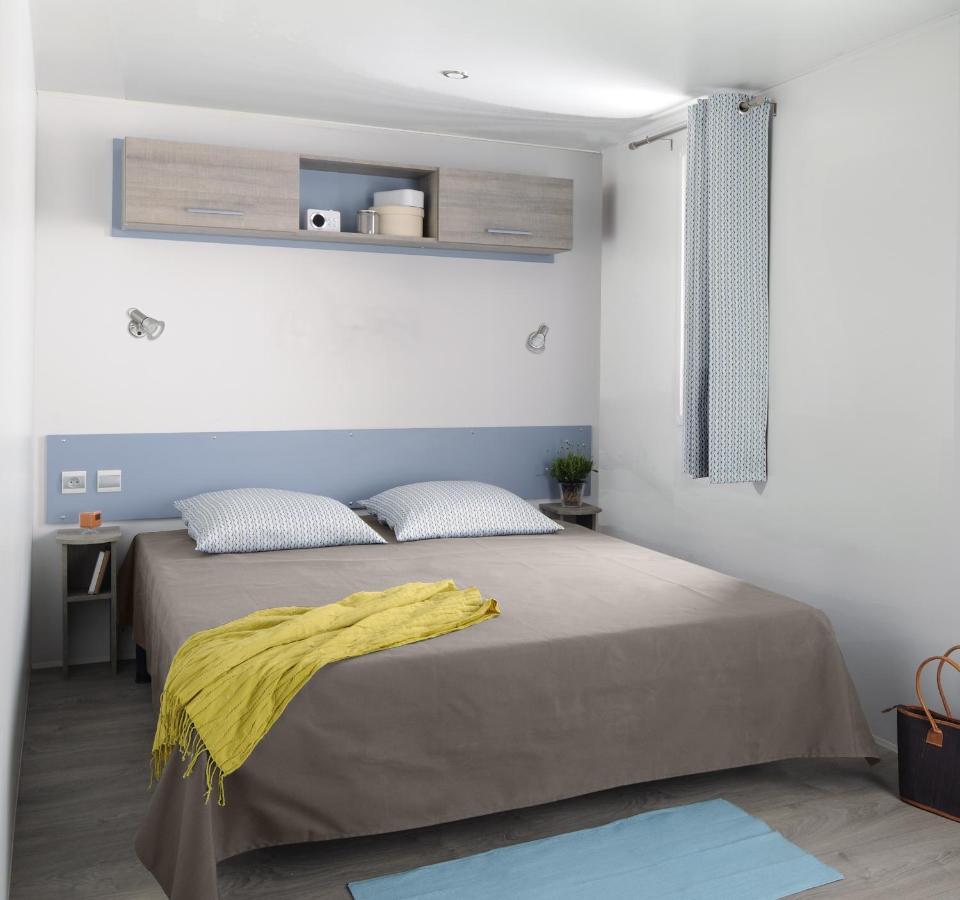 Camping Le Robinson Hotel Colleville-sur-Mer Exterior photo
